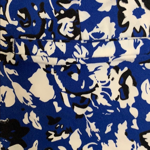 Mario Serrano stretchy Bermuda shorts 8 - Picture 4 of 6